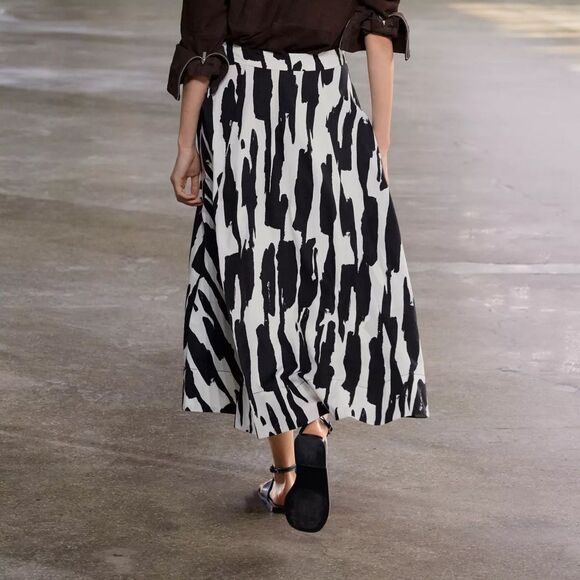 ZARA PRINTED MIDI SKIRT ZW COLLECTION - Picture 6 of 11